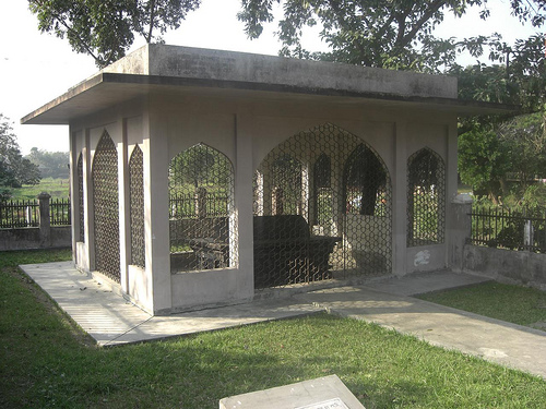 Ghiyasuddin Azam Shah's Tomb
