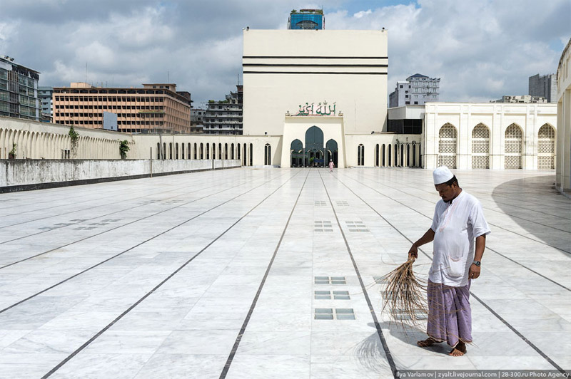 Travel to Bangladesh Baitul Mukarram Mosque