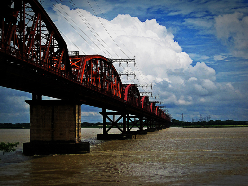 Travel to Bangladesh Hardinge Bridge