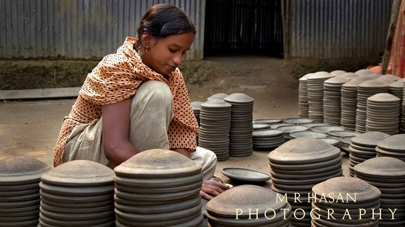 Travel to Bangladesh Pottery