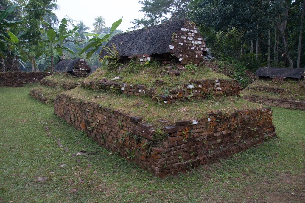 Travel to Bangladesh Zinda Pir's Tomb Complex